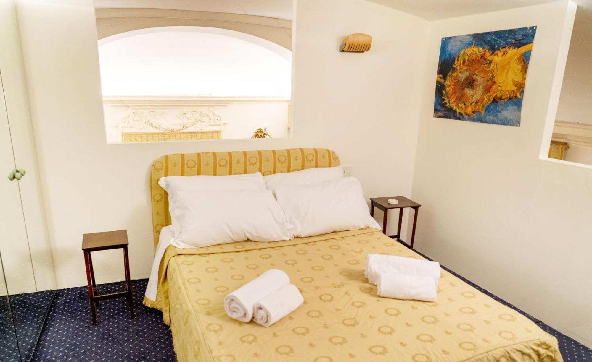 Apartment Colosseum Charming Loft - Santa Maria In Carinis Rom